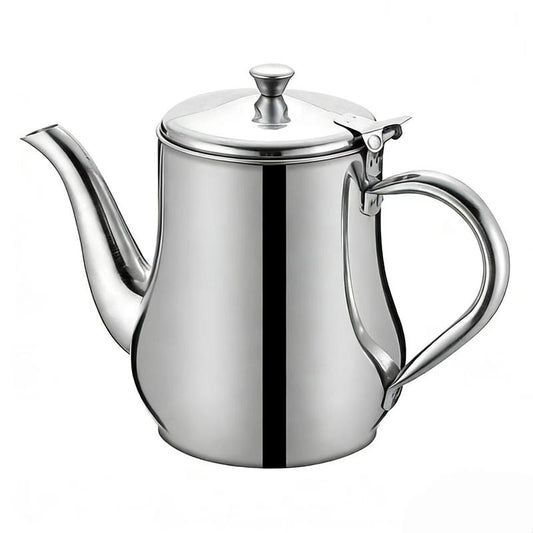 A 900Ml Stainless Steel Measuring Cup with a Filter, Designed to Filter Out Oil Residue